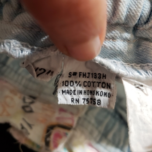 LA Gear vintage high-waisted distressed shorts - Picture 10 of 10